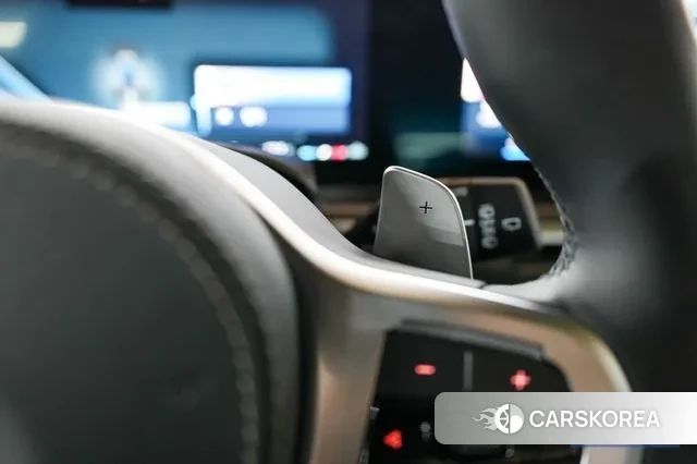 BMW X7 (G07) 2025 Песочный из Кореи, фото 5