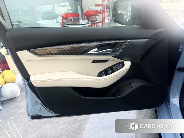 Cadillac CT5 2025 Синий из Китая, фото 5