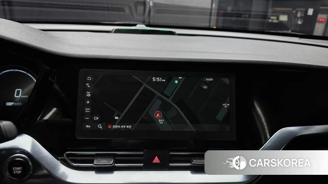 Kia Niro Plus 2022 Серебряный из Кореи, фото 5