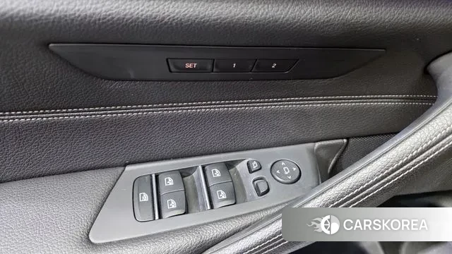 BMW 5 Series (G30) 2018 Серый из Кореи, фото 5