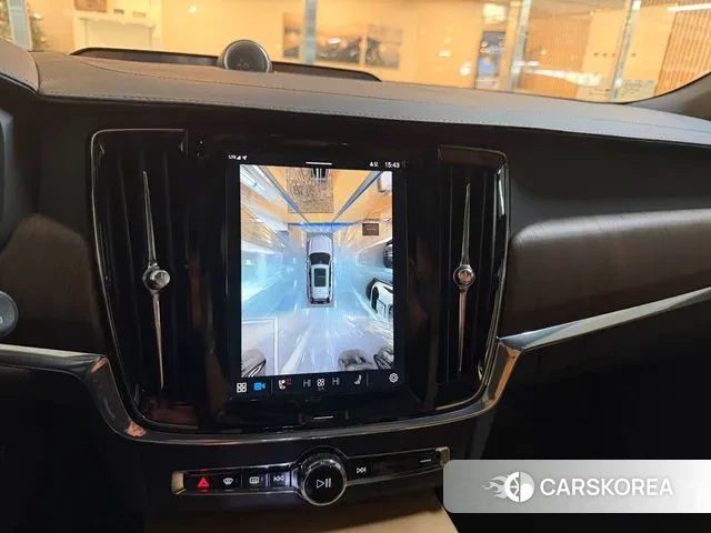 Volvo V90 Cross-Country 2024 Черный из Кореи, фото 5