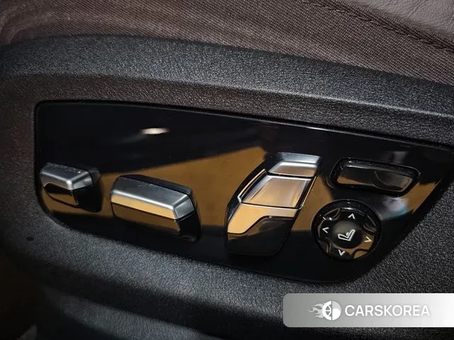 BMW 6 Series GT (G32) 2022 Черный из Кореи, фото 5