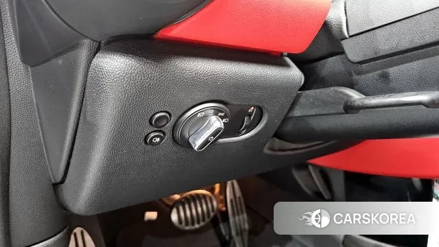 Mini Cooper S Convertible 2019 Черный из Кореи, фото 5