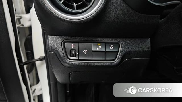 Kia The New K3 2nd generation 2022 Белый из Кореи, фото 5