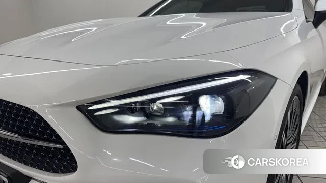 Mercedes-Benz CLE-Class C236 2024 Белый из Кореи, фото 5