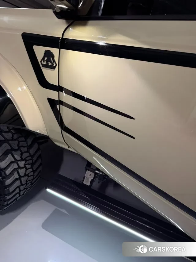 Ford Bronco 6th Generation 2022 Оранжевый из Кореи, фото 5