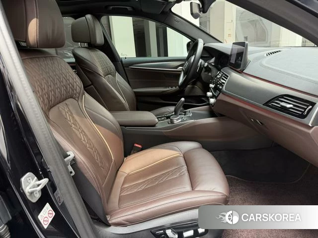 BMW 5 series (imported) 2021 Черный из Китая, фото 5
