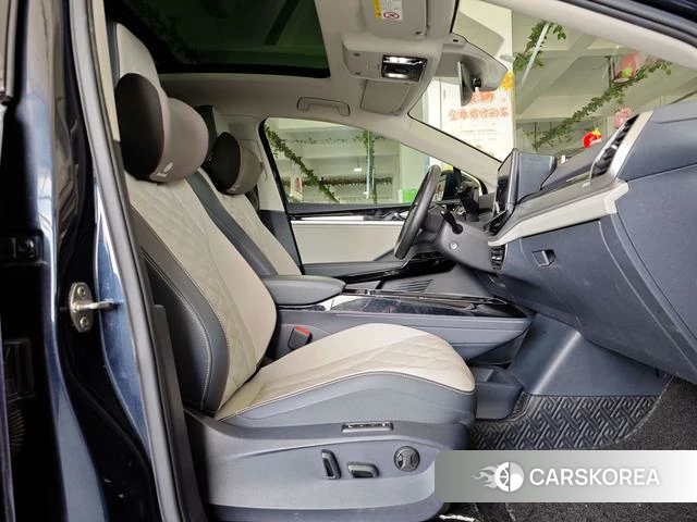 Volkswagen ID.6 CROZZ 2021 Синий из Китая, фото 5