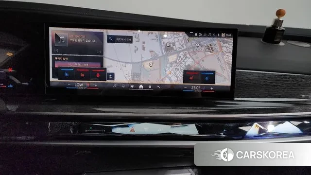 BMW 7 Series (G70) 2024 Белый из Кореи, фото 5