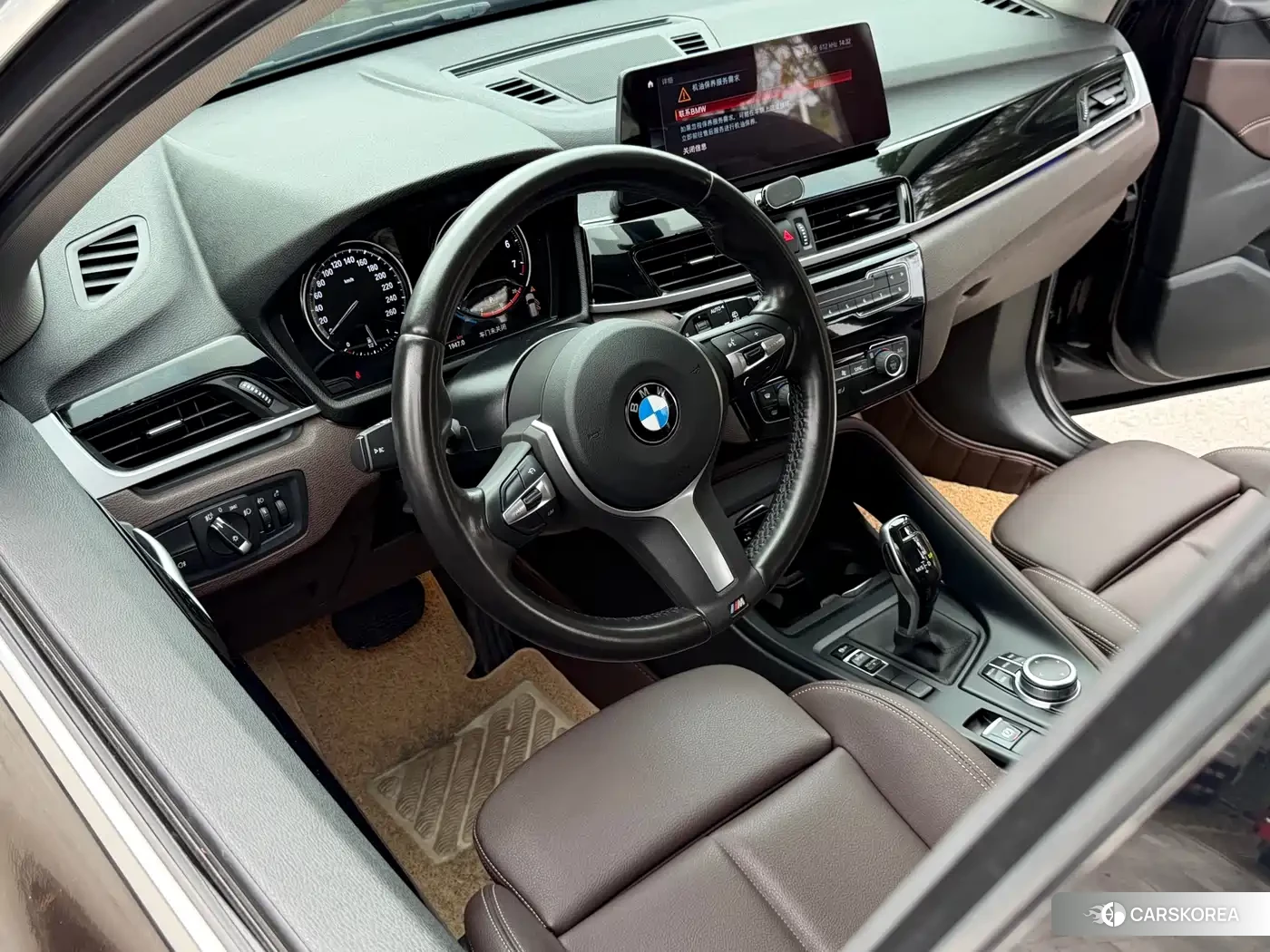 BMW X1 2022 Champagne/brown из Китая, фото 5