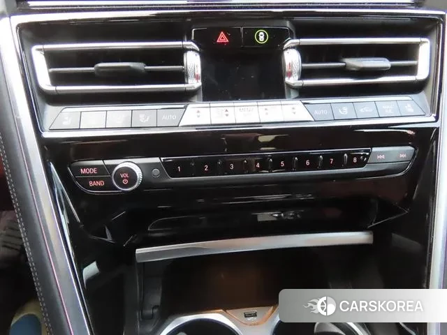 BMW 8 Series (G15) 2024 Серый из Кореи, фото 5