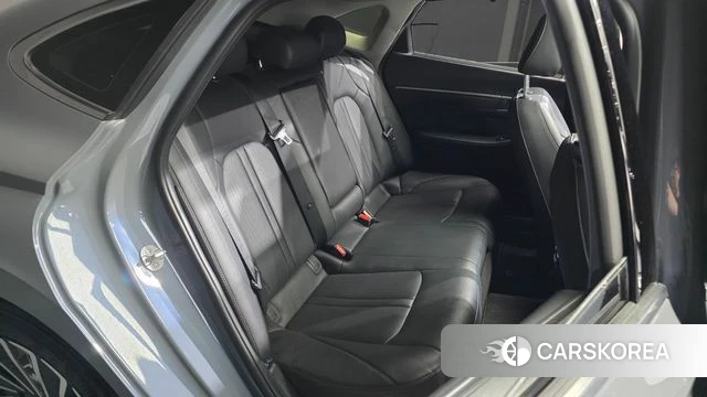 Hyundai Sonata D Edge Hybrid (DN8) 2024 Серебристо-серый из Кореи, фото 5
