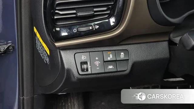 Kia Stonic 2018 Синий из Кореи, фото 5