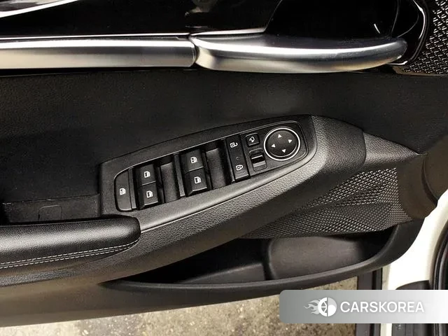 Kia Seltos 2019 Белый из Кореи, фото 5