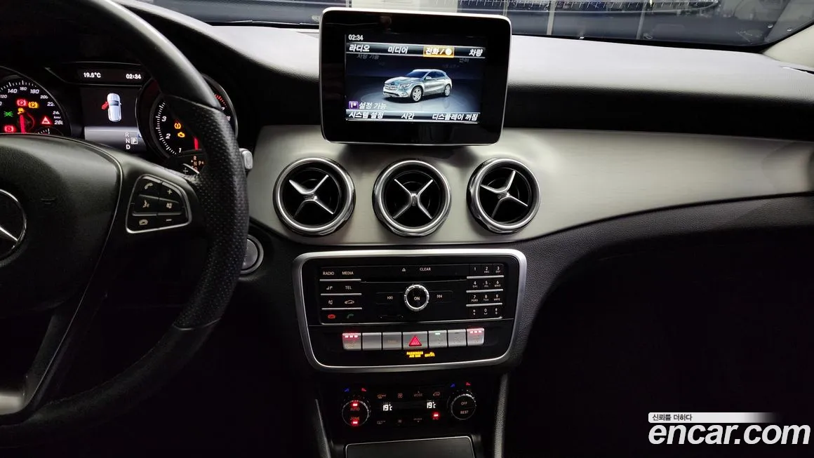 Mercedes-Benz GLA-Class X156 2018 из Кореи, фото 5