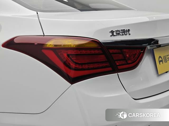 Hyundai Name picture 2018 Белый из Китая, фото 5