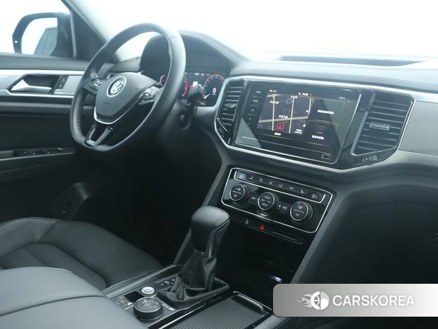 Volkswagen Tourang 2021 Черный из Китая, фото 5