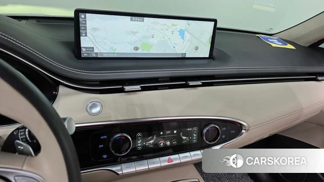 Genesis GV70 2023 Белый из Кореи, фото 5