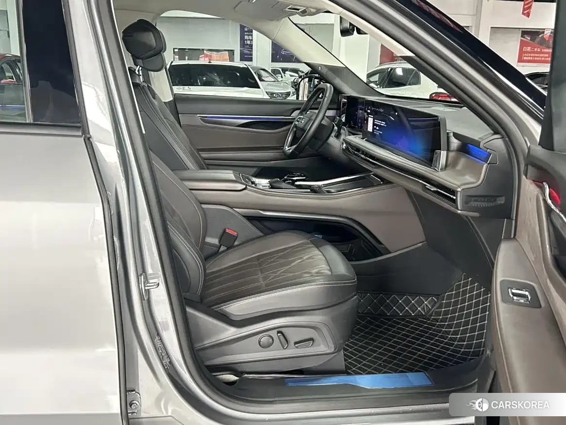 Ford Edge 2024 Silver/gray из Китая, фото 5