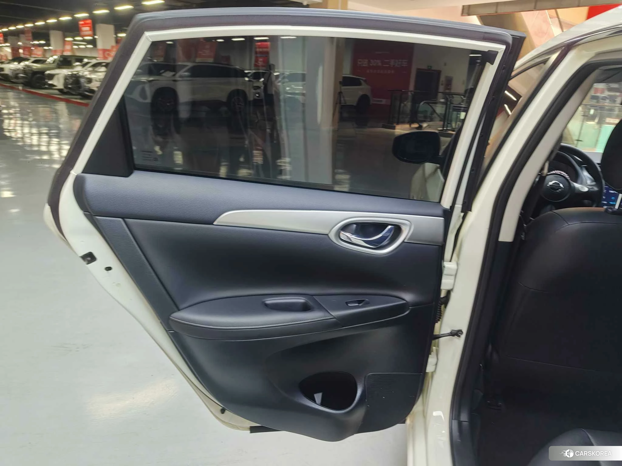 Nissan Xuan Yi 2020 Белый из Китая, фото 5
