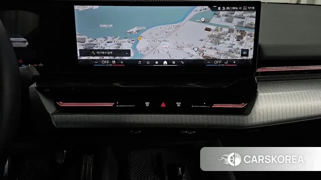 BMW 5 Series (G60) 2023 Белый из Кореи, фото 5