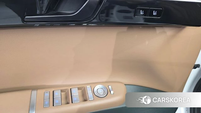 Hyundai Grandeur Hybrid (GN7) 2023 Белый из Кореи, фото 5