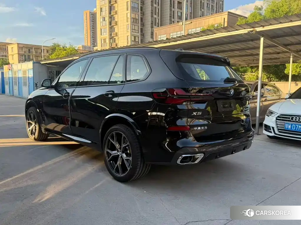 BMW X5 2026 Черный из Китая, фото 5