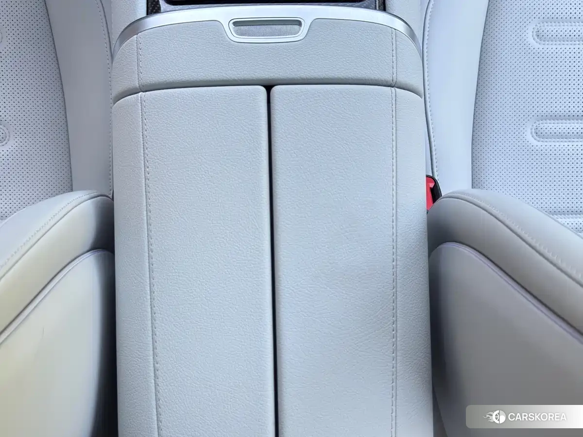 Mercedes-Benz EQE AMG 2023 Silver/gray из Китая, фото 5