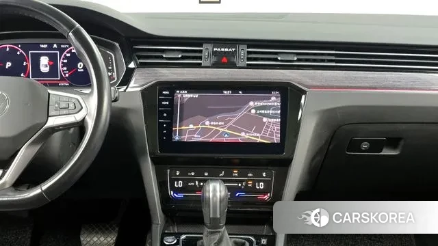 Volkswagen Passat GT (B8) 2021 Белый из Кореи, фото 5