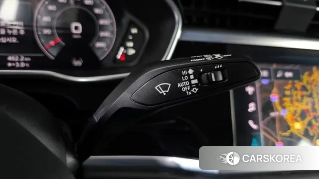 Audi Q3 (F3) 2022 Белый из Кореи, фото 5