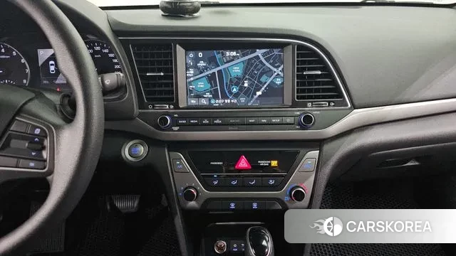 Hyundai Avante AD 2018 Белый из Кореи, фото 5