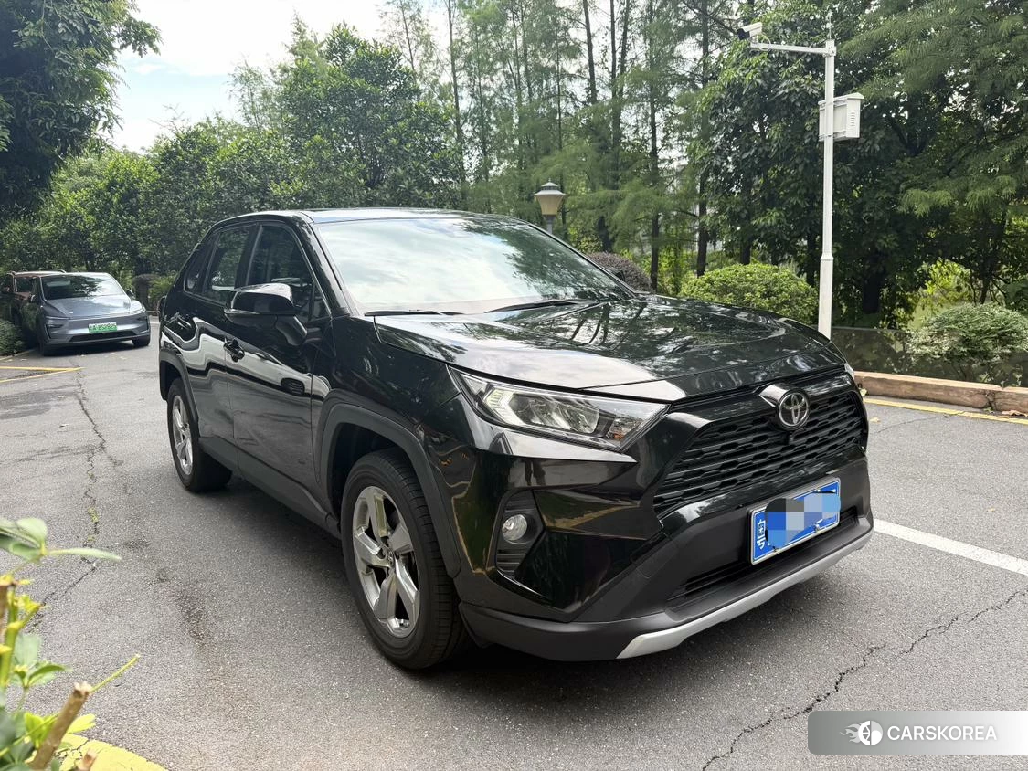 Toyota RAV4 Rongfang 2022 Черный из Китая, фото 5