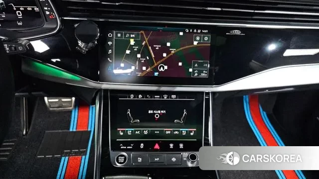 Audi Q8 (4M) 2023 Серебристо-серый из Кореи, фото 5