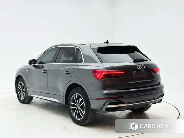 Audi Q3 2022 Черный из Китая, фото 5