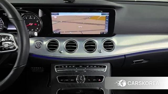 Mercedes-Benz E-Class W213 2019 Белый из Кореи, фото 5