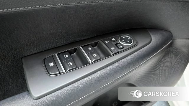 Kia The New K3 2nd generation 2023 Белый из Кореи, фото 5