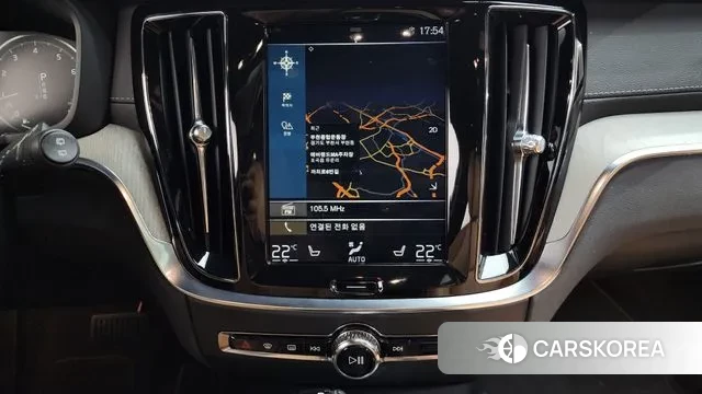 Volvo V60 Cross-Country 2nd Generation 2019 Белый из Кореи, фото 5