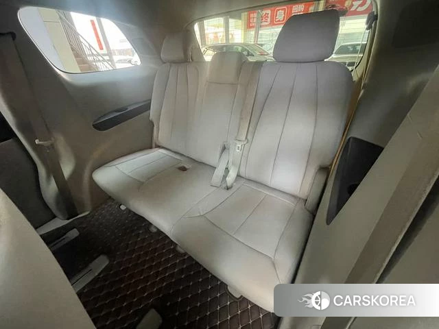 Buick GL8 2023 Коричневый из Китая, фото 5