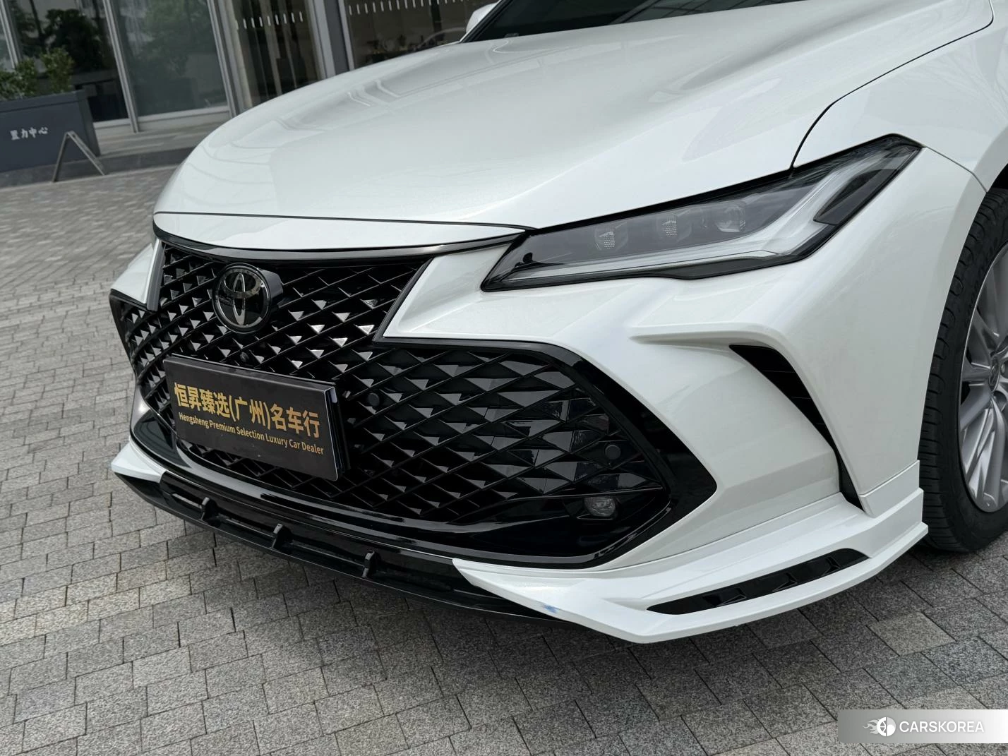 Toyota Avalon 2024 Белый из Китая, фото 5