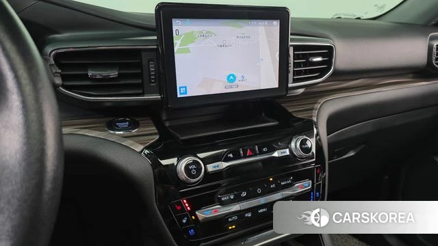 Ford Explorer 6th Generation 2022 Белый из Кореи, фото 5