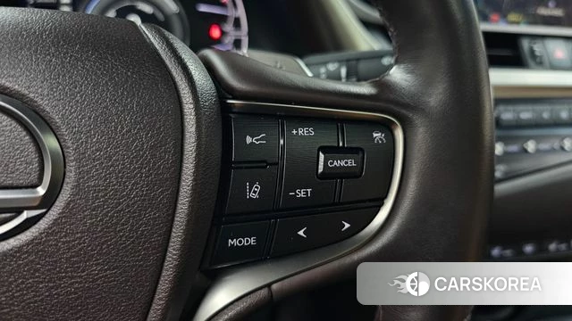 Lexus ES300h 7th generation 2021 Серый из Кореи, фото 5