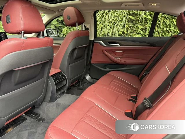 BMW 5 series PHEV 2021 Белый из Китая, фото 5