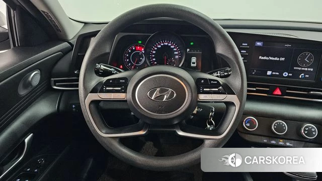 Hyundai Avante (CN7) 2022 Серебристо-серый из Кореи, фото 5