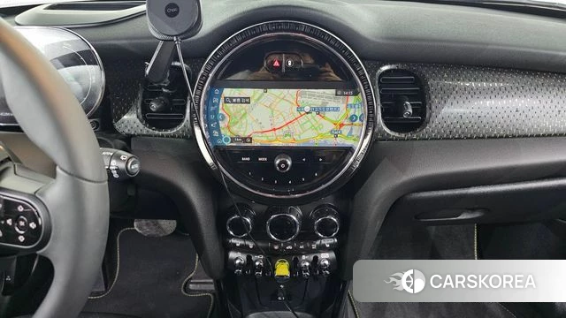 Mini Cooper Electric 2023 Белый из Кореи, фото 5