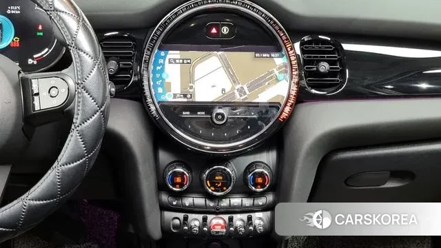 Mini Cooper 2021 Серебряный из Кореи, фото 5