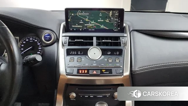 Lexus NX300h 2018 Песочный из Кореи, фото 5