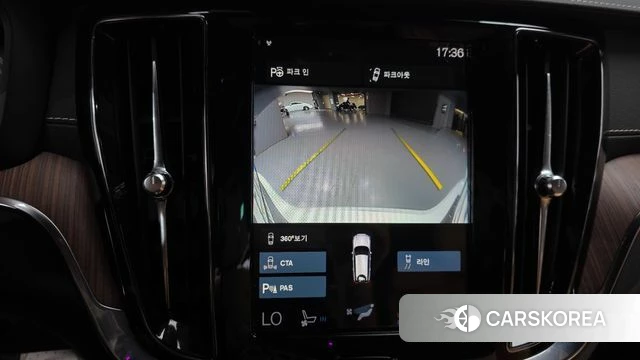 Volvo V60 Cross-Country 2nd Generation 2020 Белый из Кореи, фото 5