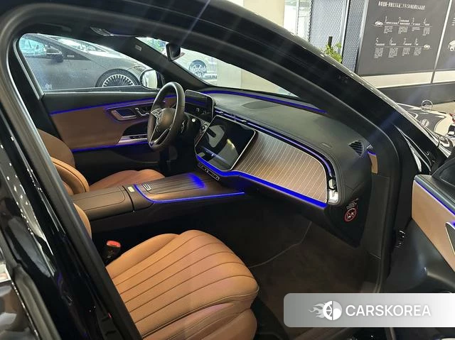 Mercedes-Benz E-class 2024 Черный из Китая, фото 5