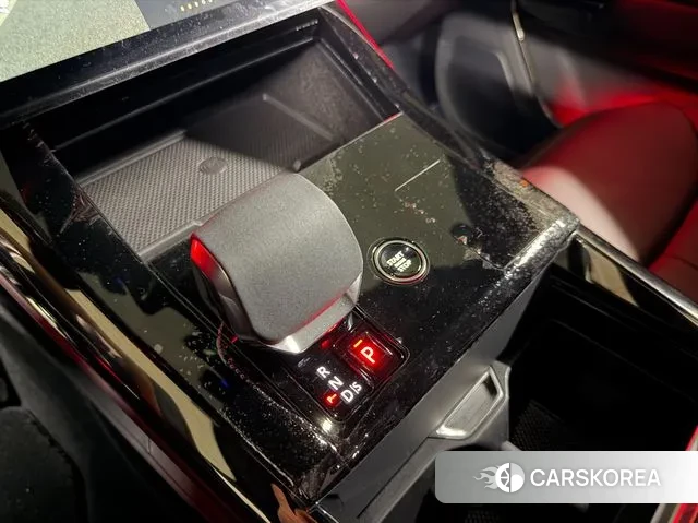 Land Rover Range Rover Sport 3rd Generation 2024 Белый из Кореи, фото 5