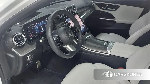 Mercedes-Benz C-Class W206 2023 Белый из Кореи, фото 5